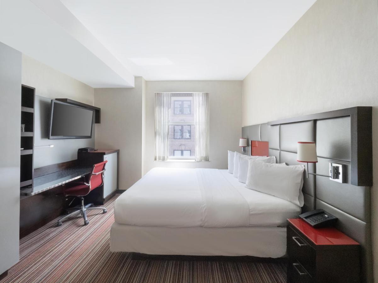 Courtyard By Marriott New York Manhattan/Herald Square المظهر الخارجي الصورة