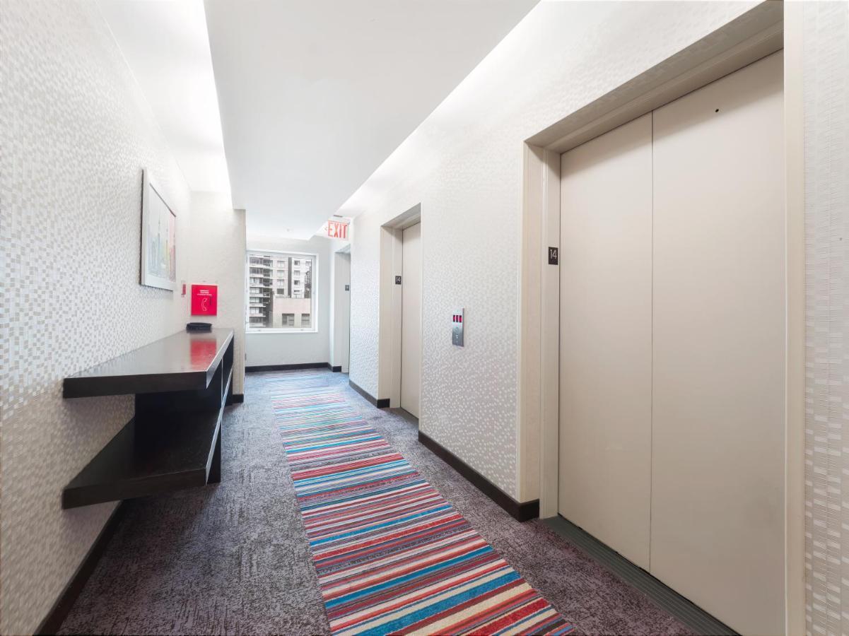 Courtyard By Marriott New York Manhattan/Herald Square المظهر الخارجي الصورة