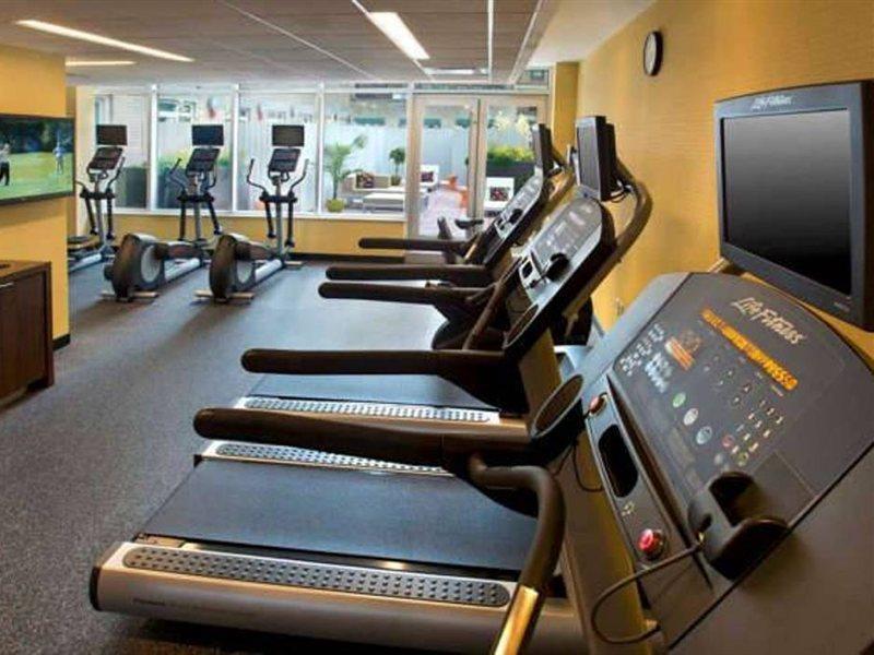 Courtyard By Marriott New York Manhattan/Herald Square المظهر الخارجي الصورة