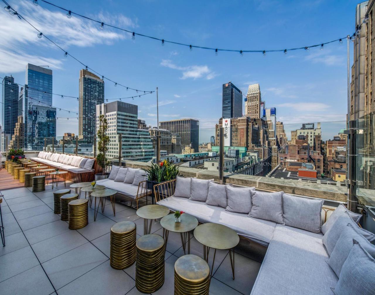 Courtyard By Marriott New York Manhattan/Herald Square المظهر الخارجي الصورة